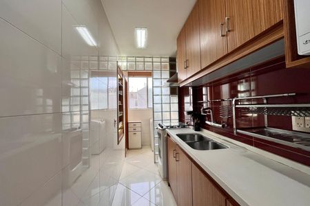 Apartamento à venda com 94m², 2 quartos e 1 vaga Apartamento à venda com 94m², 2 quartos e 1 vagaCozinha