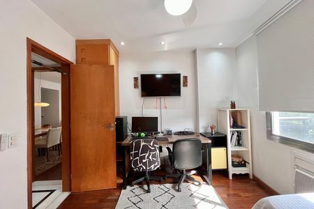 Apartamento à venda com 94m², 2 quartos e 1 vaga Apartamento à venda com 94m², 2 quartos e 1 vagaQuarto 2