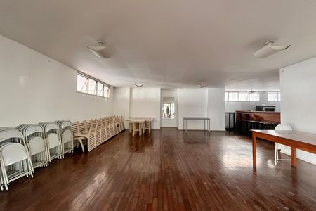 Apartamento à venda com 94m², 2 quartos e 1 vaga Apartamento à venda com 94m², 2 quartos e 1 vagaÁrea comum - Salão de festas