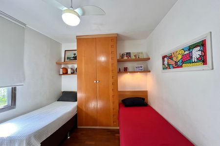 Apartamento à venda com 94m², 2 quartos e 1 vaga Apartamento à venda com 94m², 2 quartos e 1 vagaQuarto 2