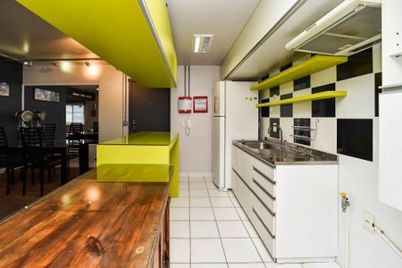 Apartamento à venda com 80m², 1 quarto e 1 vaga Apartamento à venda com 80m², 1 quarto e 1 vagaCozinha e Área de Serviço