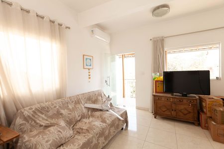 Casa à venda com 360m², 4 quartos e 7 vagas