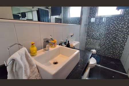 Apartamento à venda com 111m², 3 quartos e 1 vagaBanheiro Social 