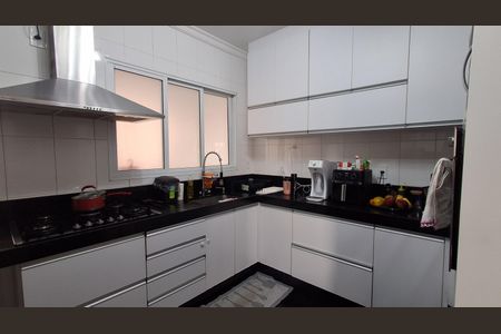 Apartamento à venda com 111m², 3 quartos e 1 vagaCozinha 