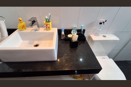 Apartamento à venda com 111m², 3 quartos e 1 vagaBanheiro Social 