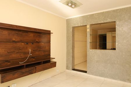 Sala de casa para alugar com 2 quartos, 125m² em Cidade Antônio Estêvão de Carvalho, São Paulo