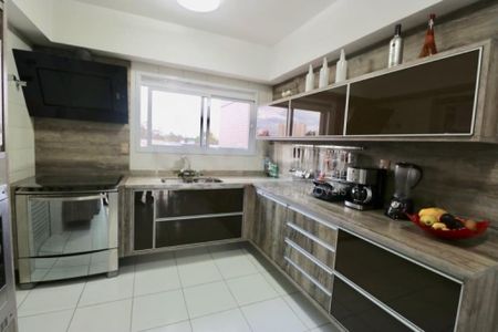 Apartamento à venda com 266m², 3 quartos e 6 vagas