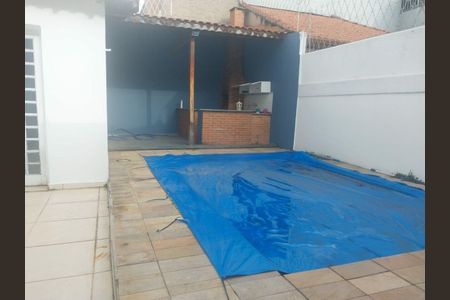 Casa à venda com 280m², 4 quartos e 5 vagas