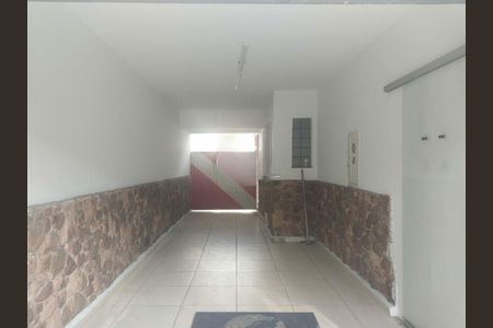 Casa à venda com 4 quartos, 280m² em Água Branca, São Paulo