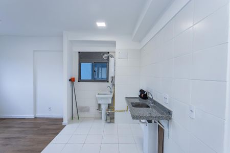 Apartamento para alugar com 30m², 1 quarto e sem vaga Apartamento para alugar com 30m², 1 quarto e sem vagaSala, cozinha e área de serviço