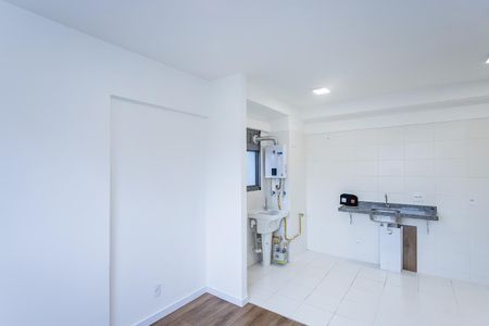 Apartamento para alugar com 30m², 1 quarto e sem vaga Apartamento para alugar com 30m², 1 quarto e sem vagaSala, cozinha e área de serviço