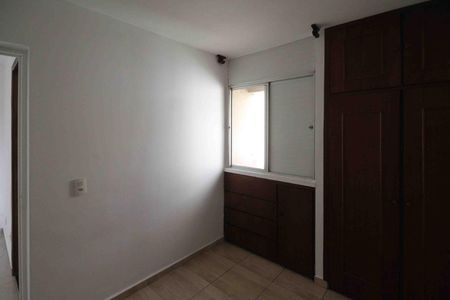 Quarto de apartamento para alugar com 2 quartos, 43m² em Jardim Dona Sinha, São Paulo