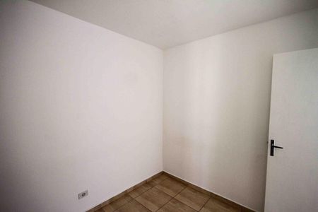 Quarto de apartamento para alugar com 2 quartos, 43m² em Jardim Dona Sinha, São Paulo