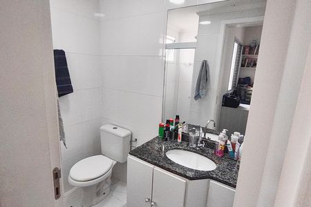 Apartamento à venda com 79m², 2 quartos e 2 vagas Apartamento à venda com 79m², 2 quartos e 2 vagasBanheiro da Suíte 1