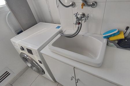 Apartamento à venda com 79m², 2 quartos e 2 vagas Apartamento à venda com 79m², 2 quartos e 2 vagasÁrea de Serviço