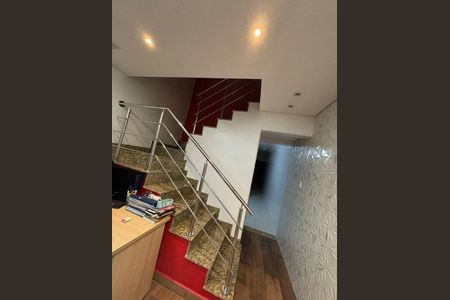 Casa à venda com 4 quartos, 275m² em Condomínio Maracanã, Santo André