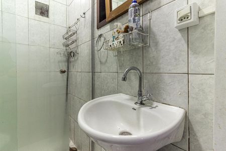 Apartamento à venda com 90m², 2 quartos e sem vaga Apartamento à venda com 90m², 2 quartos e sem vagaBanheiro da Suíte