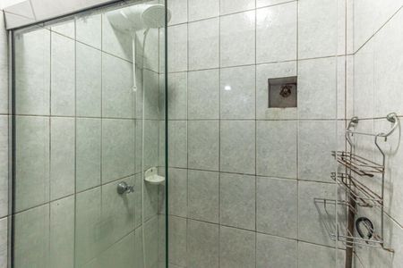 Apartamento à venda com 90m², 2 quartos e sem vaga Apartamento à venda com 90m², 2 quartos e sem vagaBanheiro da Suíte