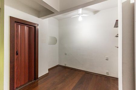 Quarto da Suíte de apartamento à venda com 2 quartos, 90m² em Vila Buarque, São Paulo