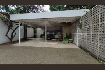 Apartamento à venda com 74m², 2 quartos e 1 vaga