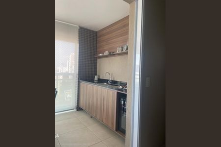 Apartamento para alugar com 2 quartos, 72m² em Jardim das Acacias, São Paulo