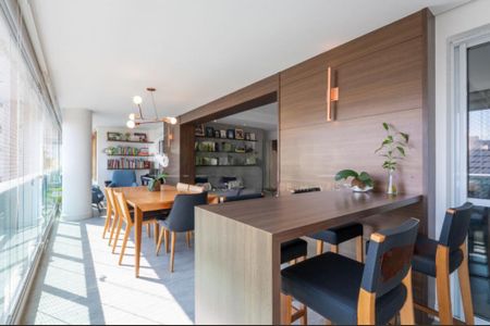 Apartamento à venda com 164m², 4 quartos e 3 vagas