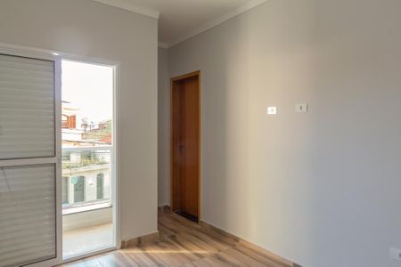 Casa à venda com 115m², 2 quartos e 2 vagas