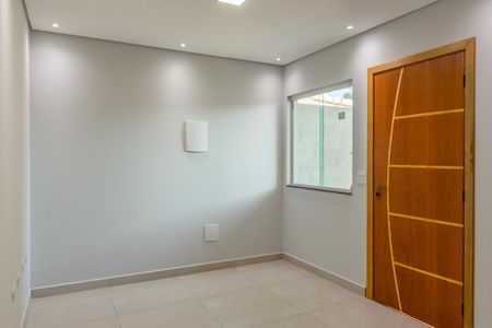 Casa à venda com 115m², 2 quartos e 2 vagas
