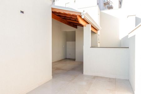 Casa à venda com 115m², 2 quartos e 2 vagas