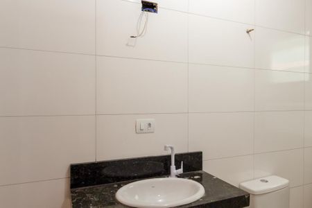 Casa à venda com 115m², 2 quartos e 2 vagas
