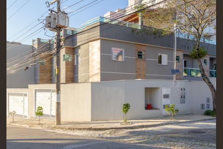 Casa à venda com 115m², 2 quartos e 2 vagas