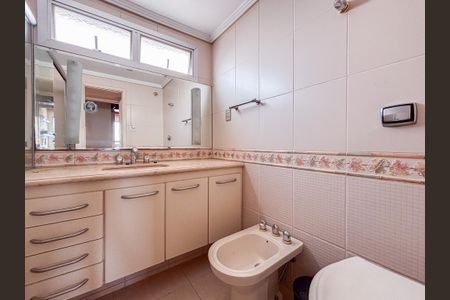 Apartamento à venda com 165m², 4 quartos e 1 vaga