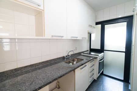 Apartamento para alugar com 85m², 3 quartos e 2 vagas Apartamento para alugar com 85m², 3 quartos e 2 vagasCozinha