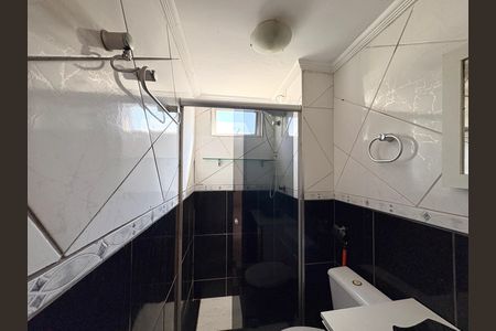 Apartamento para alugar com 48m², 2 quartos e 1 vaga Apartamento para alugar com 48m², 2 quartos e 1 vagaBanheiro