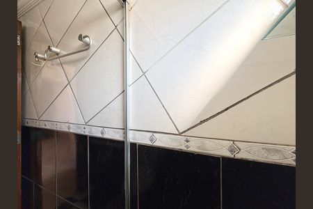 Apartamento para alugar com 48m², 2 quartos e 1 vaga Apartamento para alugar com 48m², 2 quartos e 1 vagaBanheiro