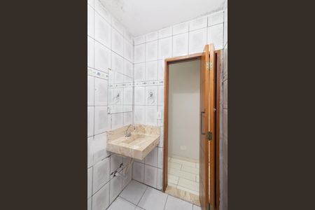 Casa para alugar com 160m², 2 quartos e 1 vaga Casa para alugar com 160m², 2 quartos e 1 vagaBanheiro