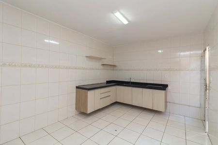 Casa para alugar com 160m², 2 quartos e 1 vaga Casa para alugar com 160m², 2 quartos e 1 vagaCozinha