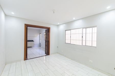 Sala de casa para alugar com 2 quartos, 160m² em Cidade Antônio Estêvão de Carvalho, São Paulo