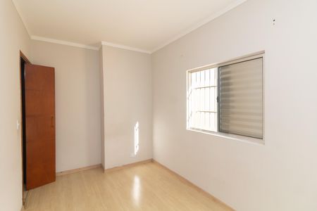 Casa para alugar com 160m², 2 quartos e 1 vaga Casa para alugar com 160m², 2 quartos e 1 vagaQuarto 2
