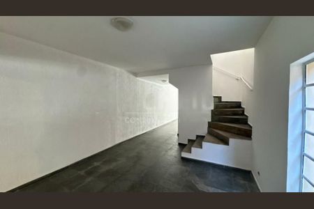 Casa à venda com 155m², 3 quartos e 2 vagas