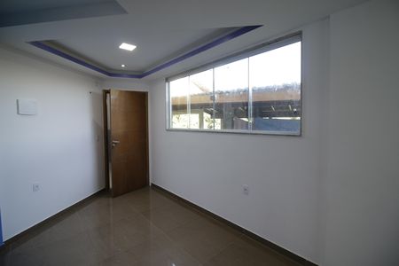 Sala de apartamento para alugar com 1 quarto, 34m² em Anil, Rio de Janeiro
