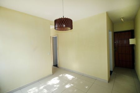 Sala de apartamento à venda com 2 quartos, 50m² em Irajá, Rio de Janeiro