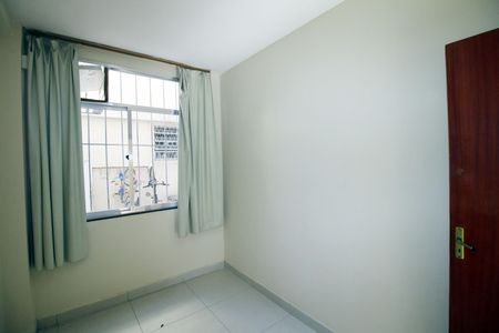 Quarto 1 de apartamento à venda com 2 quartos, 50m² em Irajá, Rio de Janeiro