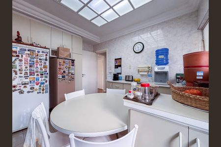 Apartamento à venda com 160m², 3 quartos e 1 vaga
