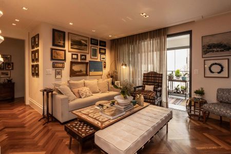 Apartamento à venda com 2 quartos, 89m² em Vila Madalena, São Paulo
