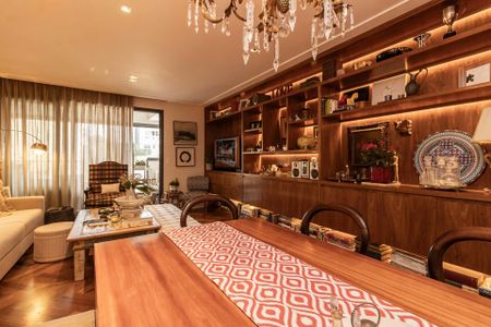 Apartamento à venda com 2 quartos, 89m² em Vila Madalena, São Paulo
