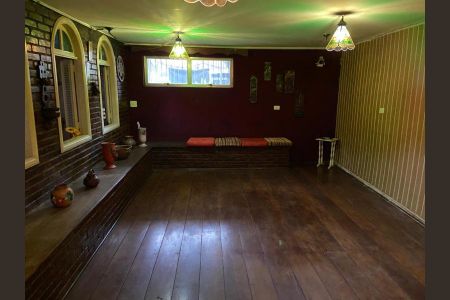 Casa para alugar com 310m², 4 quartos e 5 vagas Casa para alugar com 310m², 4 quartos e 5 vagasFoto 13