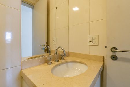 Apartamento para alugar com 60m², 2 quartos e 1 vaga Apartamento para alugar com 60m², 2 quartos e 1 vagaBanheiro 2