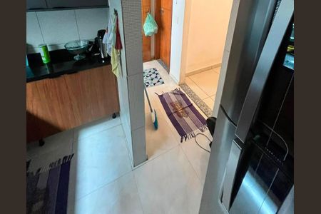 Casa à venda com 100m², 2 quartos e 1 vaga Casa à venda com 100m², 2 quartos e 1 vagaCozinha