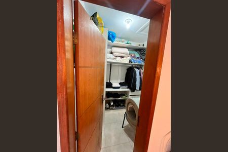 Casa à venda com 100m², 2 quartos e 1 vaga Casa à venda com 100m², 2 quartos e 1 vagaQuarto